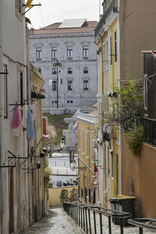 Peixeira And Lisbon